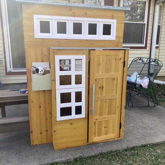 MODERN 70.9' X 48.9' OUTDOOR PLAYHOUSE